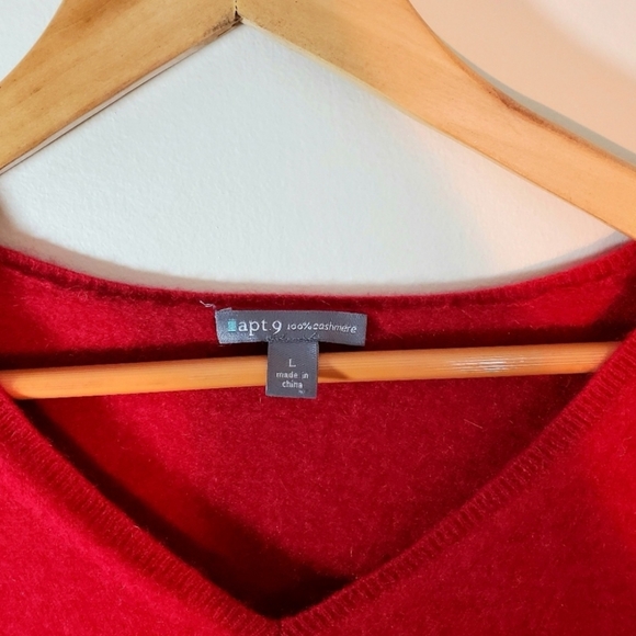 Apt 9.100% Cashmere  Red Long Sleeves Top/Size L.    3/$40 - Picture 3 of 5